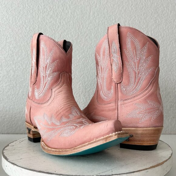 NIB Lane LEXINGTON Womens Cowboy
Bootie 8 Pink Western Cowgirl
Short Ankle Boots - Picture 11 of 11